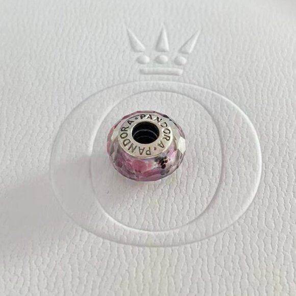 Pandora Light Purple Shimmering Glass Bead S925 sterling silver string ornament - Picture 1 of 3